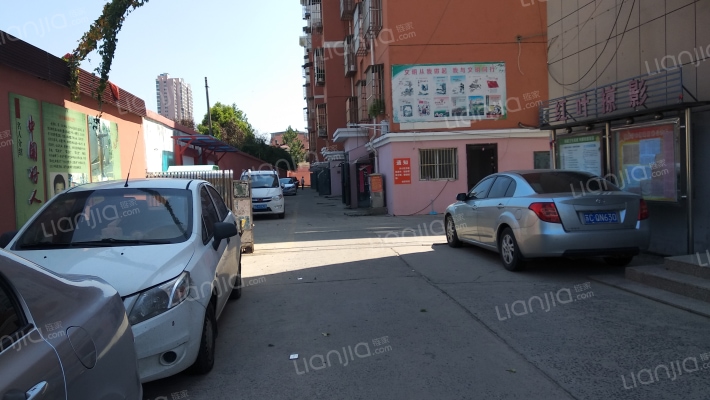 康宁小区外景图