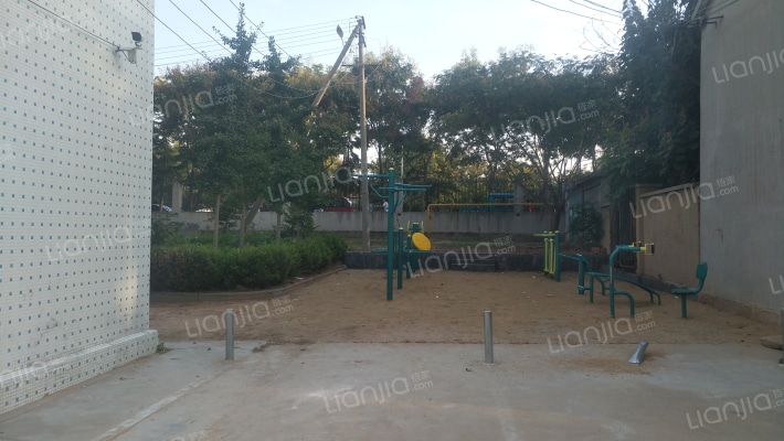 安丘市职业中专家属院外景图