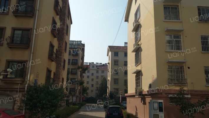 成龙都新苑北区外景图