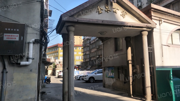 金泉公寓外景图