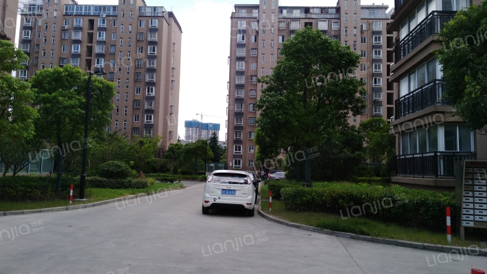 嘉南花苑外景图