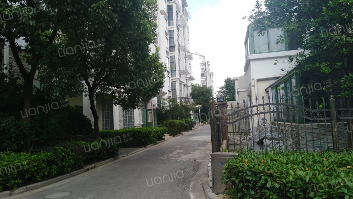 国际商务花园外景图