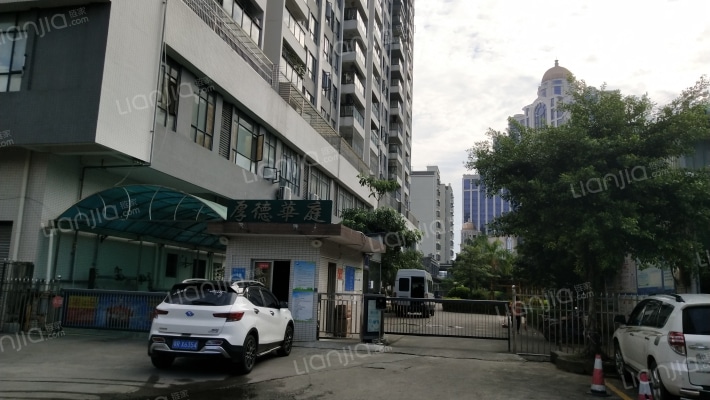 厚德华庭外景图