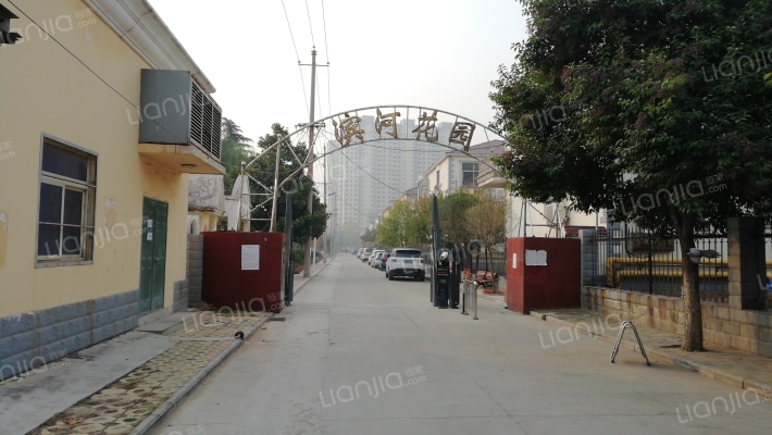 滨河花园外景图