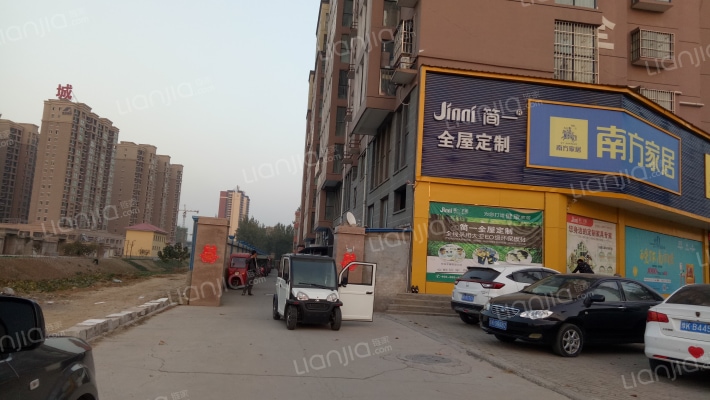 泰和鑫苑外景图