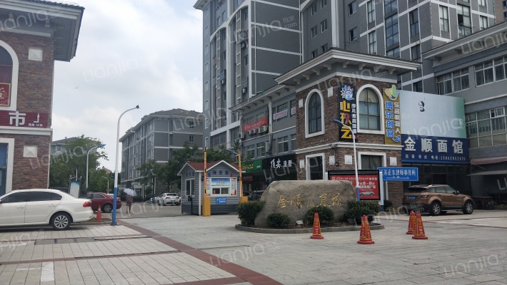 金顺凤凰城外景图