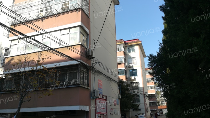 县医院家属院外景图