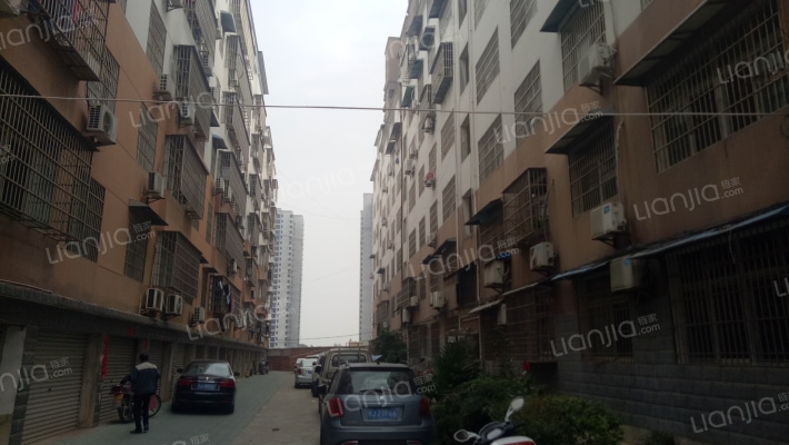 天雄小区外景图