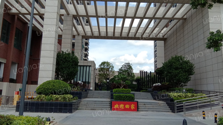 荣利豪庭外景图