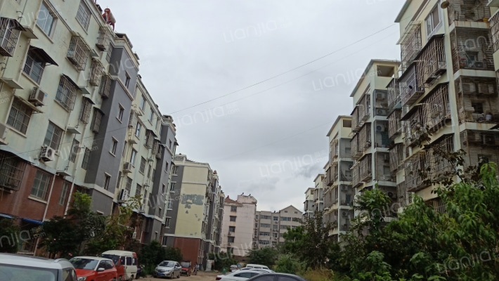 江南名都城外景图