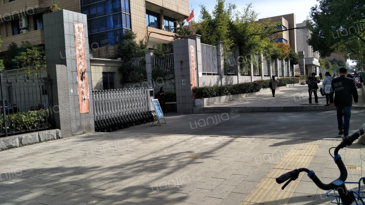 枣阳市人民法院家属院外景图