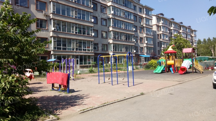 滨河国际外景图