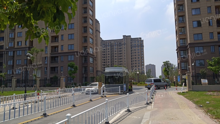 兰泾花苑外景图