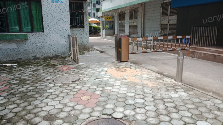 华丰花园十区外景图