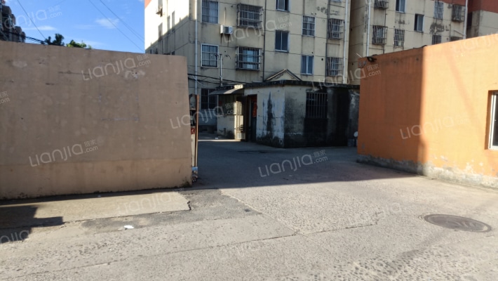 花园新村外景图