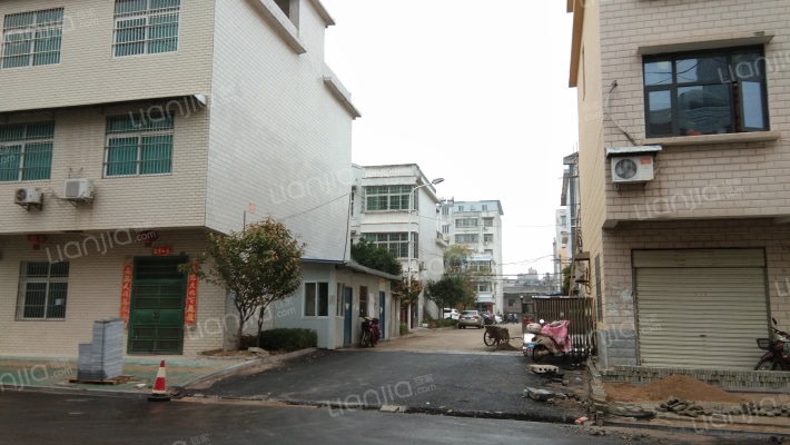 志成花园外景图