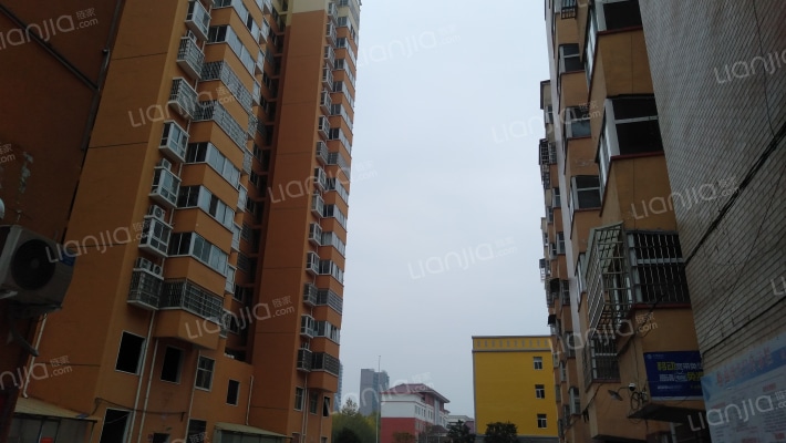 锦绣名门小区外景图