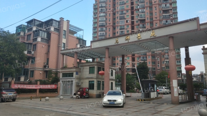 万都豪庭外景图