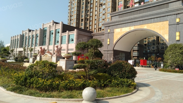 中禾英郡外景图