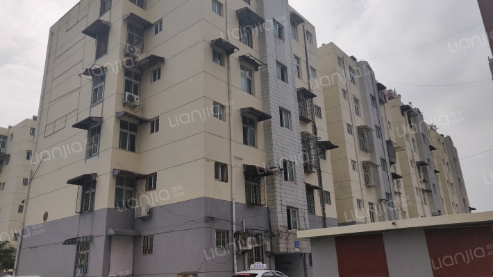 新大花园小区外景图