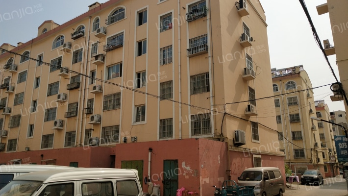 西湖花园外景图