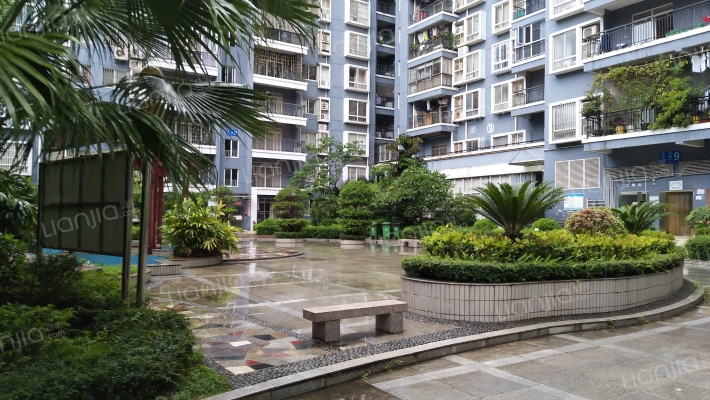 右江花园外景图