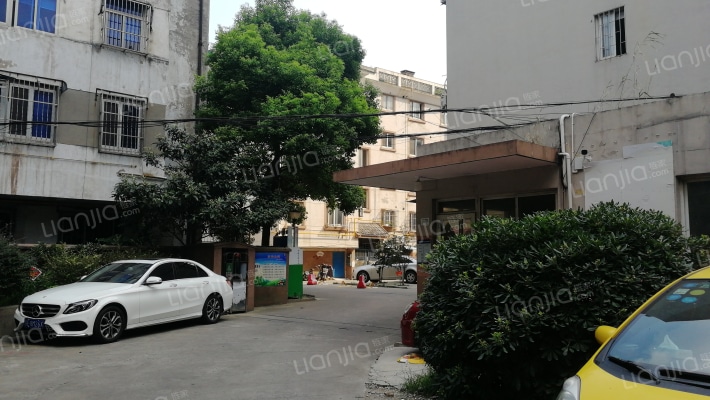 月亮河新村外景图