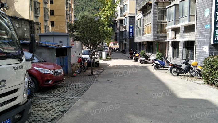 谷山丰苑外景图