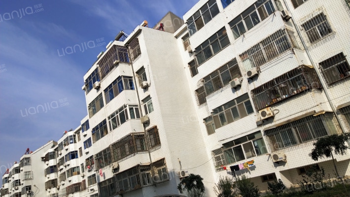 怡园小区外景图