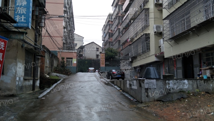 松岭公寓外景图