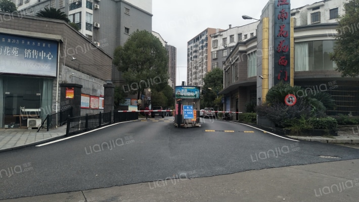 江南花苑外景图