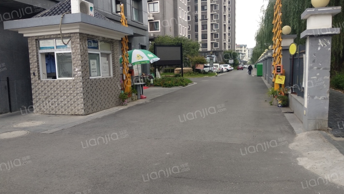 凯旋花园外景图