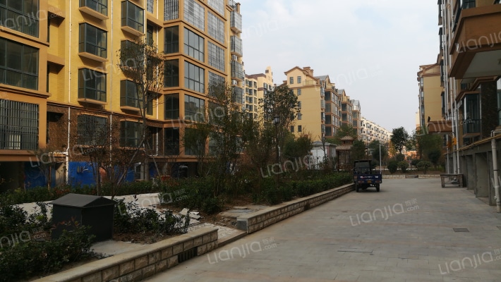 美景国际现代城外景图