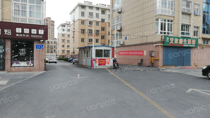 西苑新村外景图