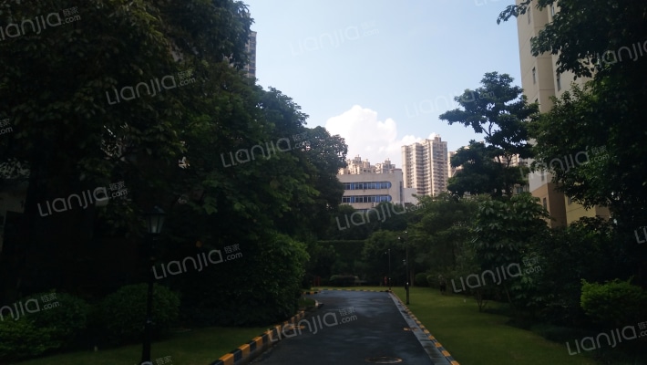 荣和·山水绿城三期外景图