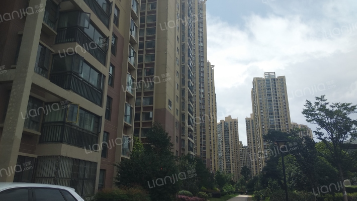 金坤尚城祥和里外景图