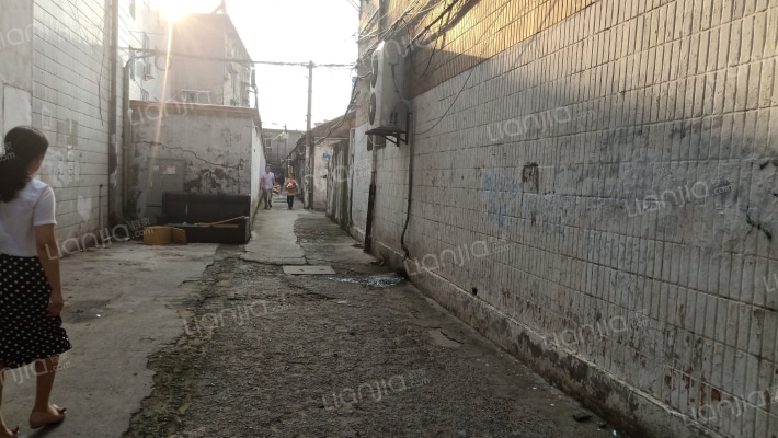 阜东中路外景图