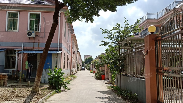 杏花北苑外景图