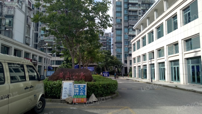 黄山公寓外景图