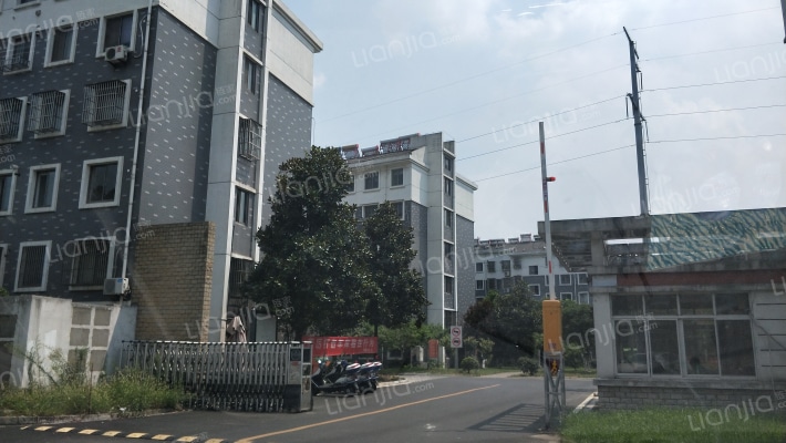 塍德小区一区外景图