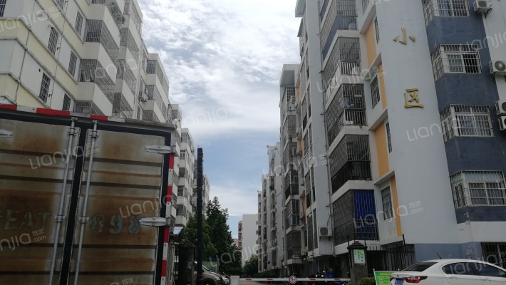 望阳小区外景图