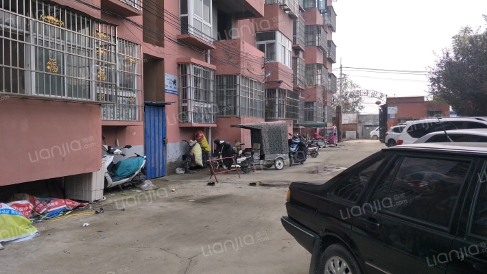 东街和谐小区外景图