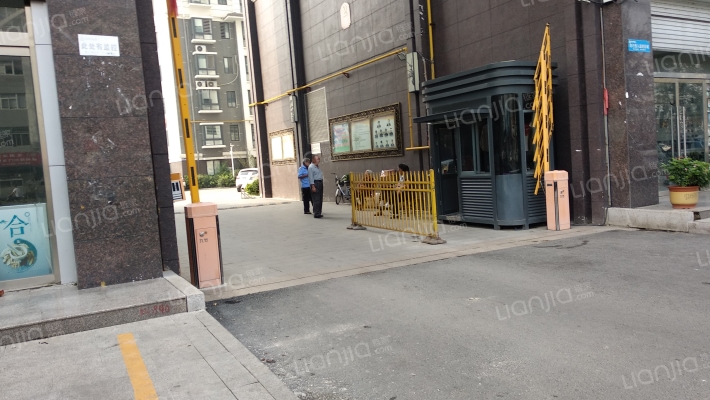 和平广场外景图