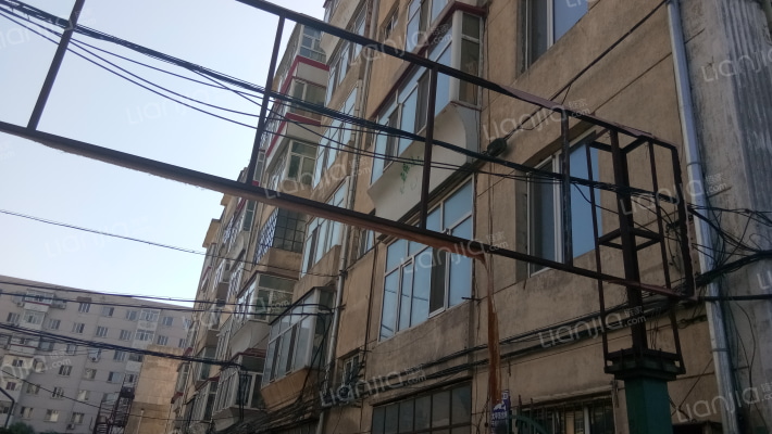 育英胡同外景图