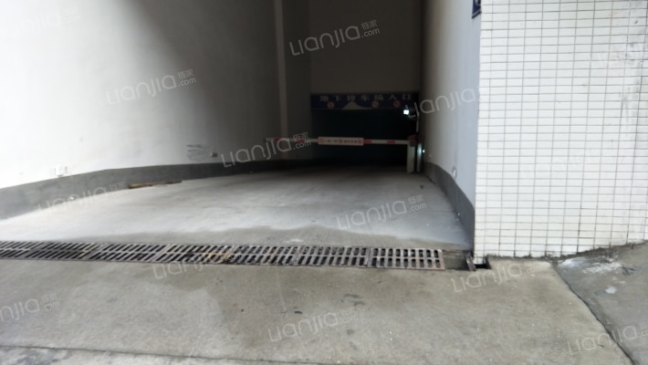 中央广场外景图