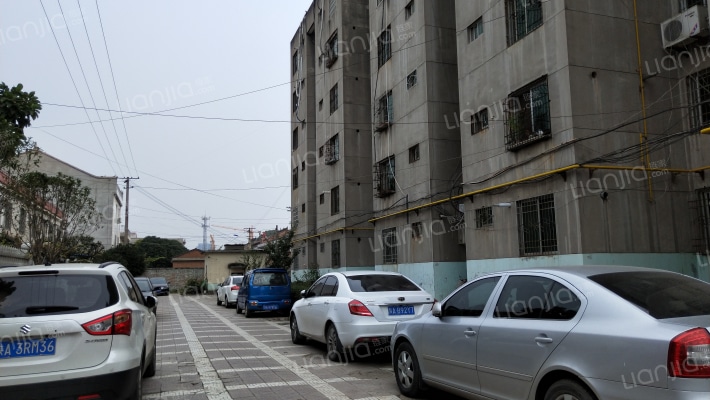 自来水居民小区外景图