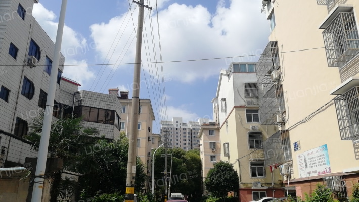 和平新村外景图