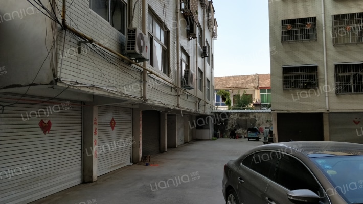 康鑫花园外景图