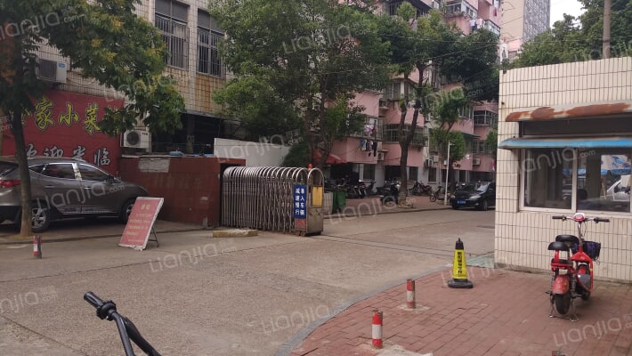 采秣新村外景图