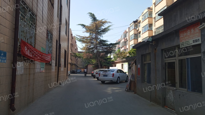 建工局住宅外景图